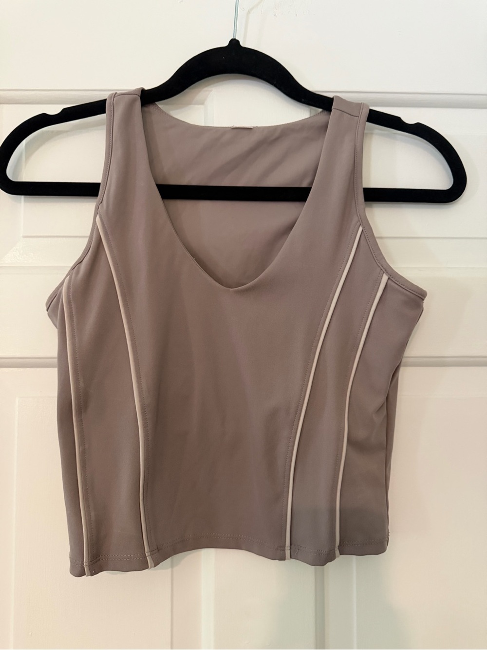 Yogalicious Fitted work out tank with built in bra